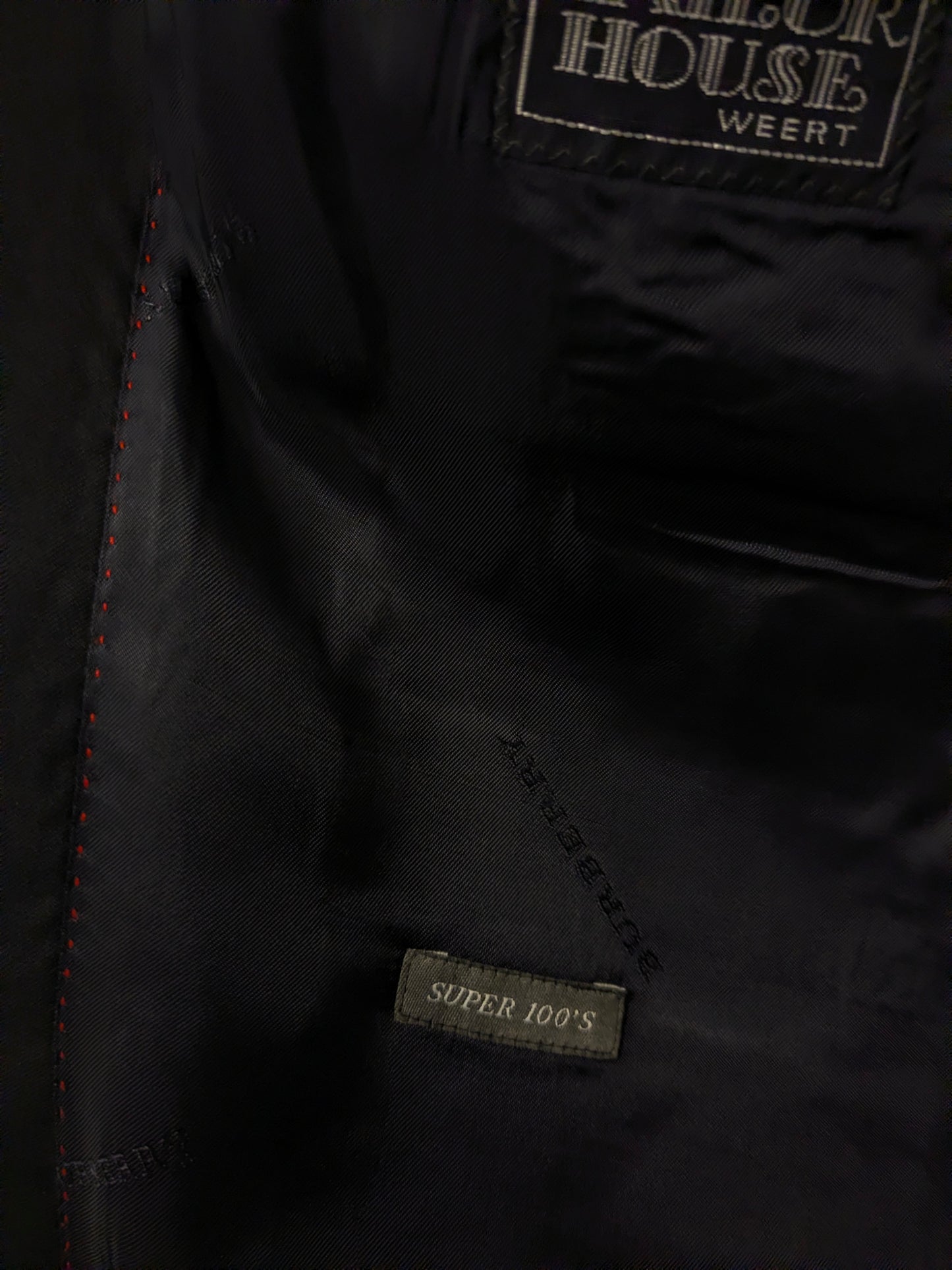 Vintage Burberry Wollen colbert. Donker Blauw met goudkleurige mooie knopen. Maat 27 (54/L).