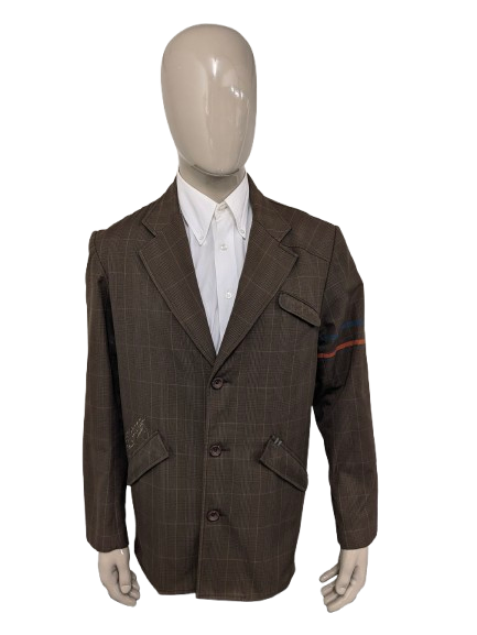 Casual Billabong colbert. Bruin geruit met kleur accenten linker mouw. Maat L.