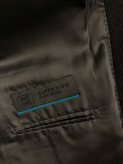 Suit Supply Wollen colbert. Grijs gestreept. Super 110's. Maat 28 (56 / XL).