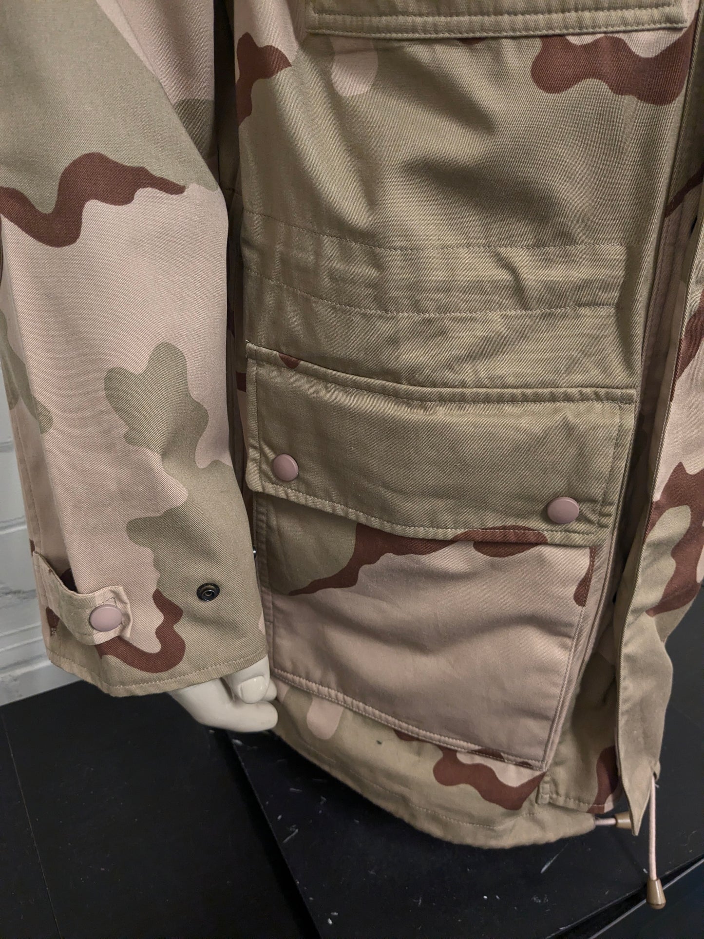 Leger / Army '98 jas / jack. Bruin Groene camouflage print. Maat L. zomer variant. geen voering.