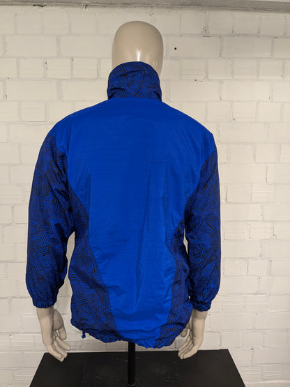 Vintage sport trui met schoudervullingen. Blauw Zwart gekleurd. Maat L.