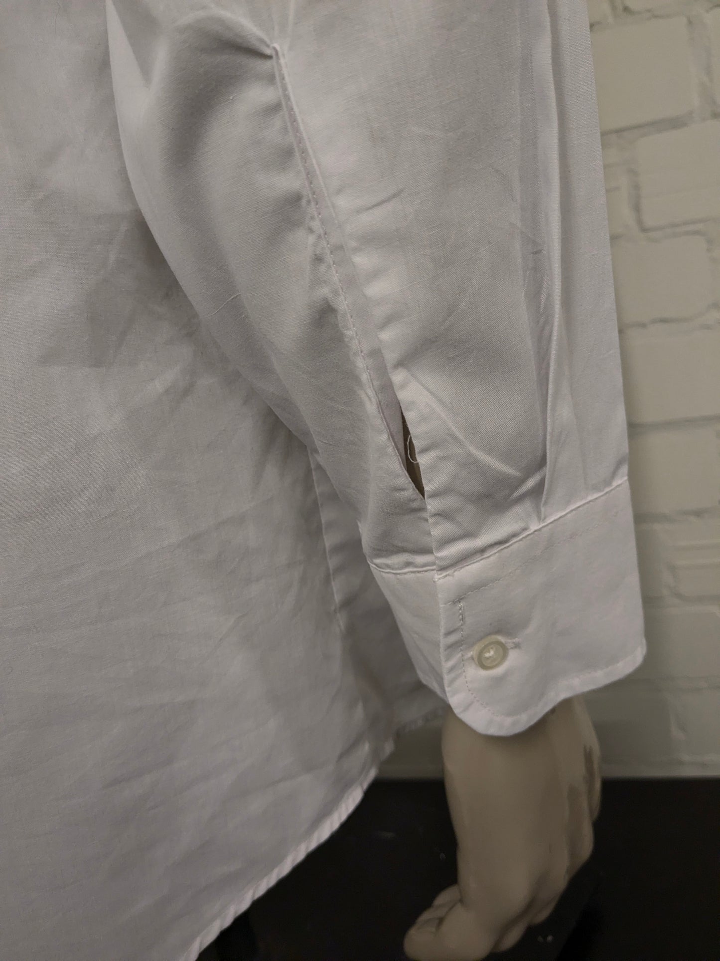 Kyle Thomas smoking overhemd met geplooide voorkant. Wit gekleurd. Maat 2XL / XXL. easy fit.