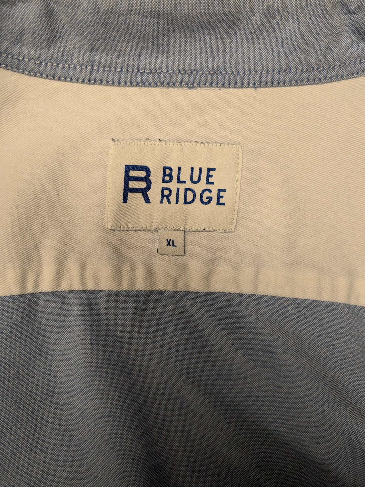 Blue Ridge overhemd. Licht Blauw gemêleerd. Maat XL.