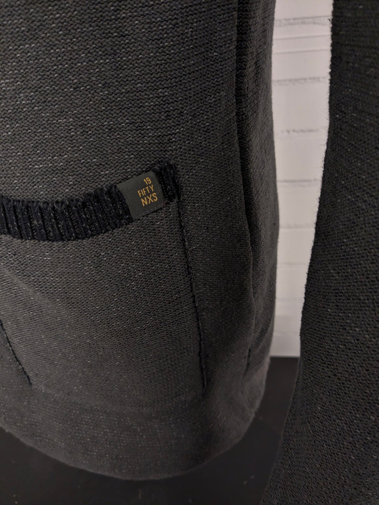 No Excess vest. Zwart Grijs gemêleerd. Maat L.