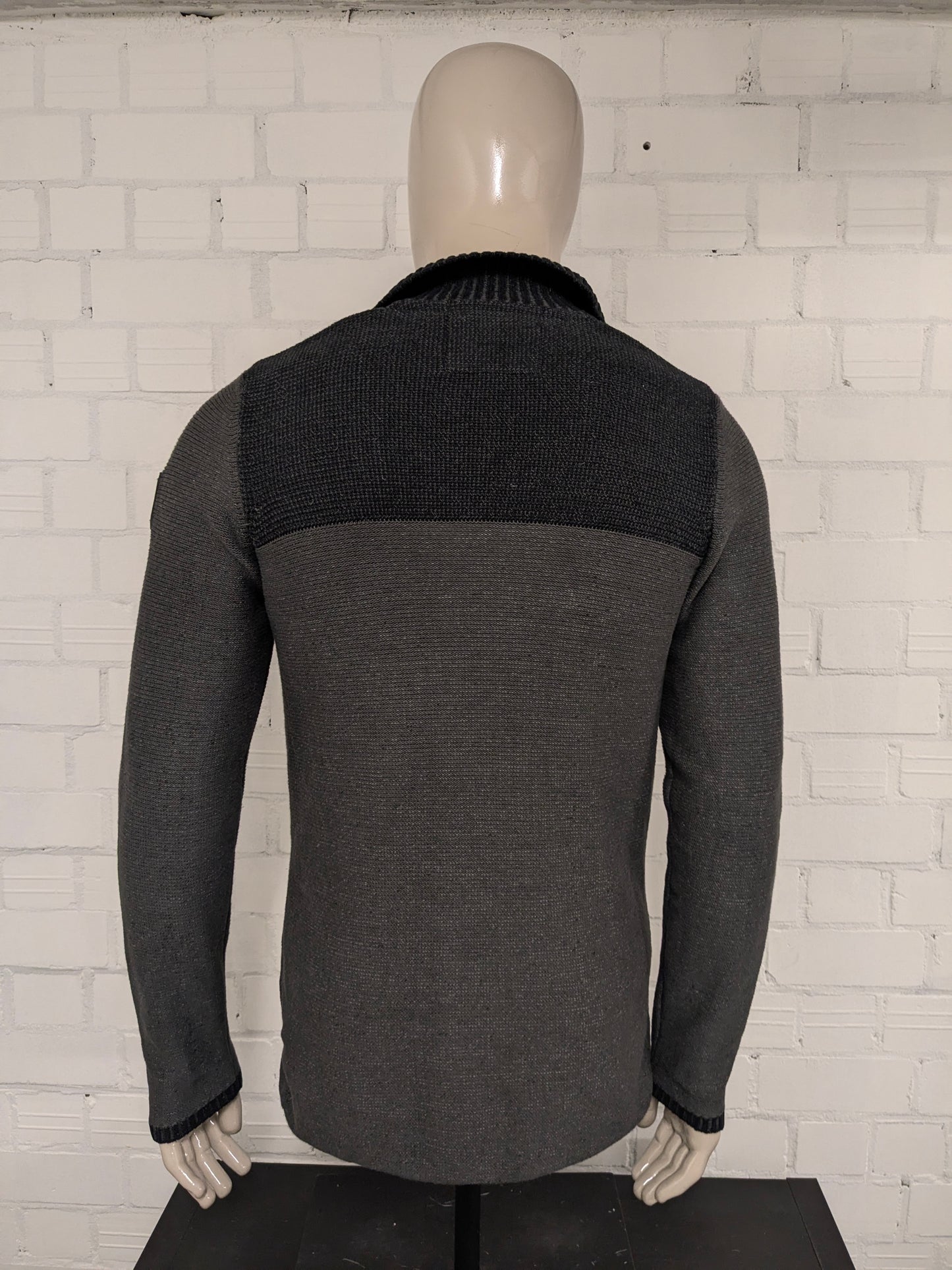 No Excess vest. Zwart Grijs gemêleerd. Maat L.