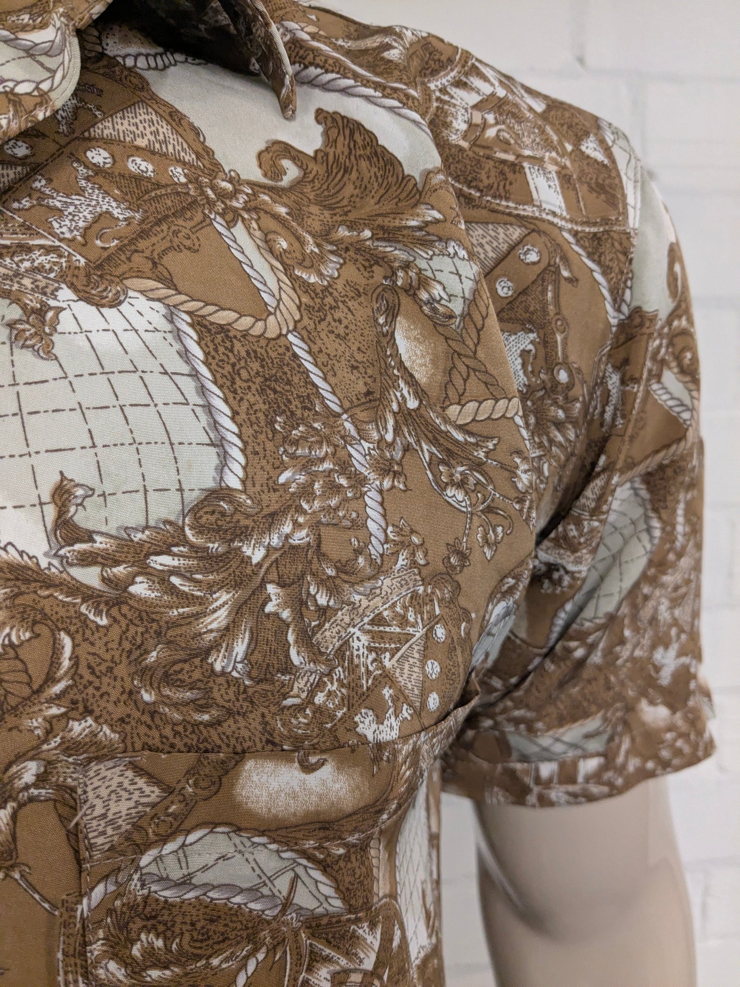 Vintage Westpoint overhemd korte mouw. Bruin Beige gekleurd. Maat L.