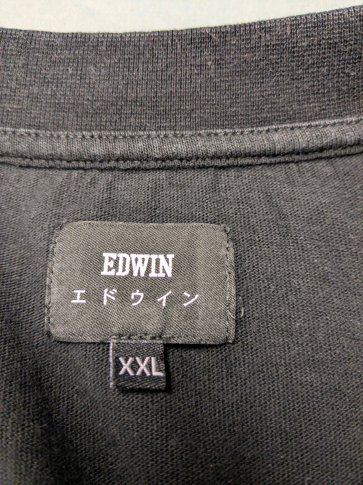 Edwin "Musical Mantra Meditation" shirt. Zwart met opdruk. Maat 2XL / XXL.