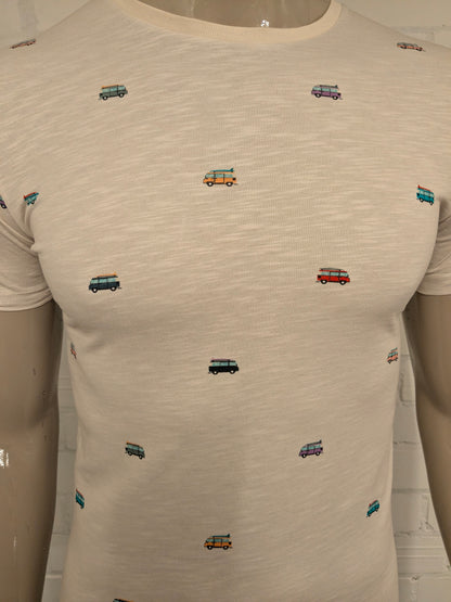 Kultivate shirt. Beige gemêleerd met auto print. Maat XS.