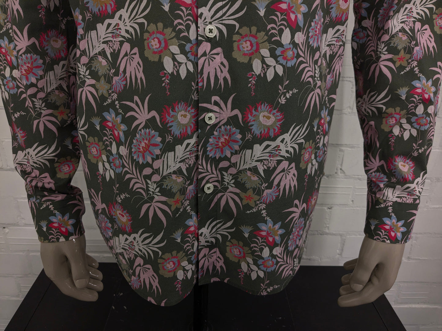 Blue Industry overhemd. Groen Roze Blauwe bloemen print. Maat L. stretch.