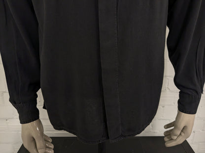 Vintage HIM-Shirt. Schwarz-roter Glockendruck. Größe L.