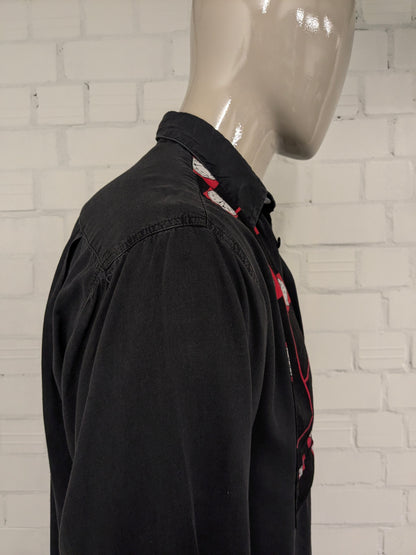 Vintage HIM-Shirt. Schwarz-roter Glockendruck. Größe L.