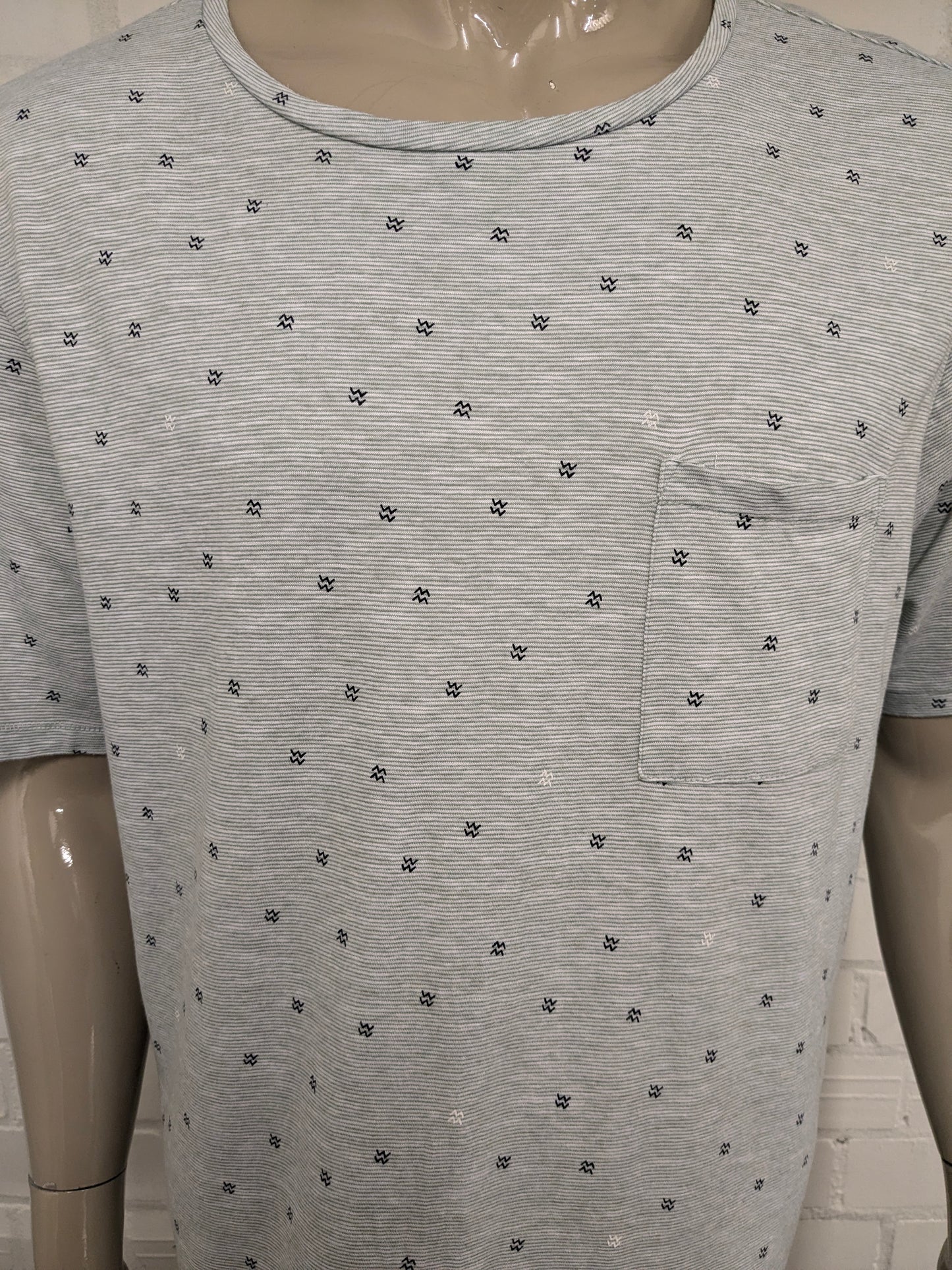 Lost Minds shirt. Groen Zwart Witte print. Maat 2XL / XXL.