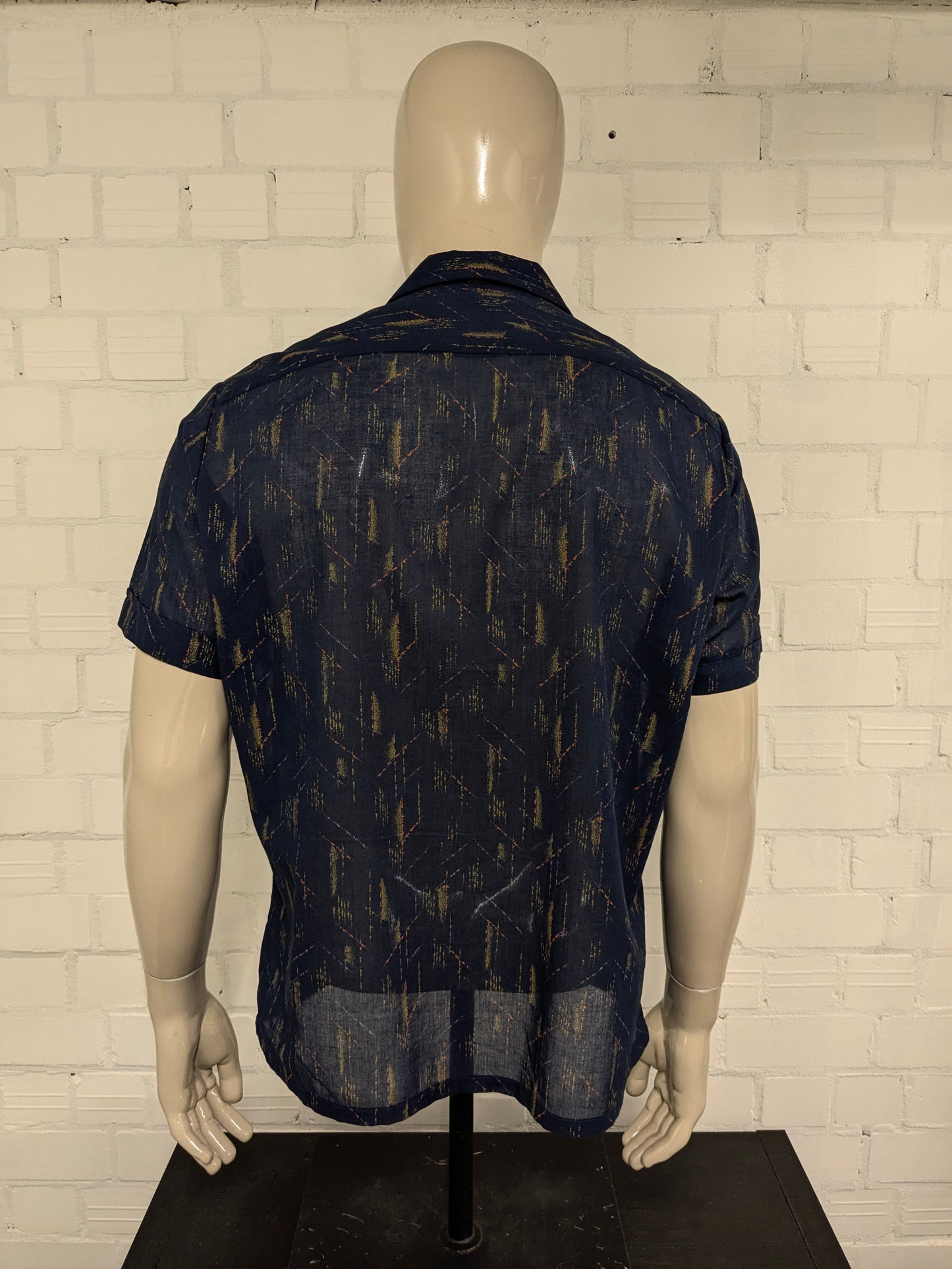 Country Club Vintage overhemd korte mouw. Blauw Groen Rode print. Maat L. licht doorschijnend.