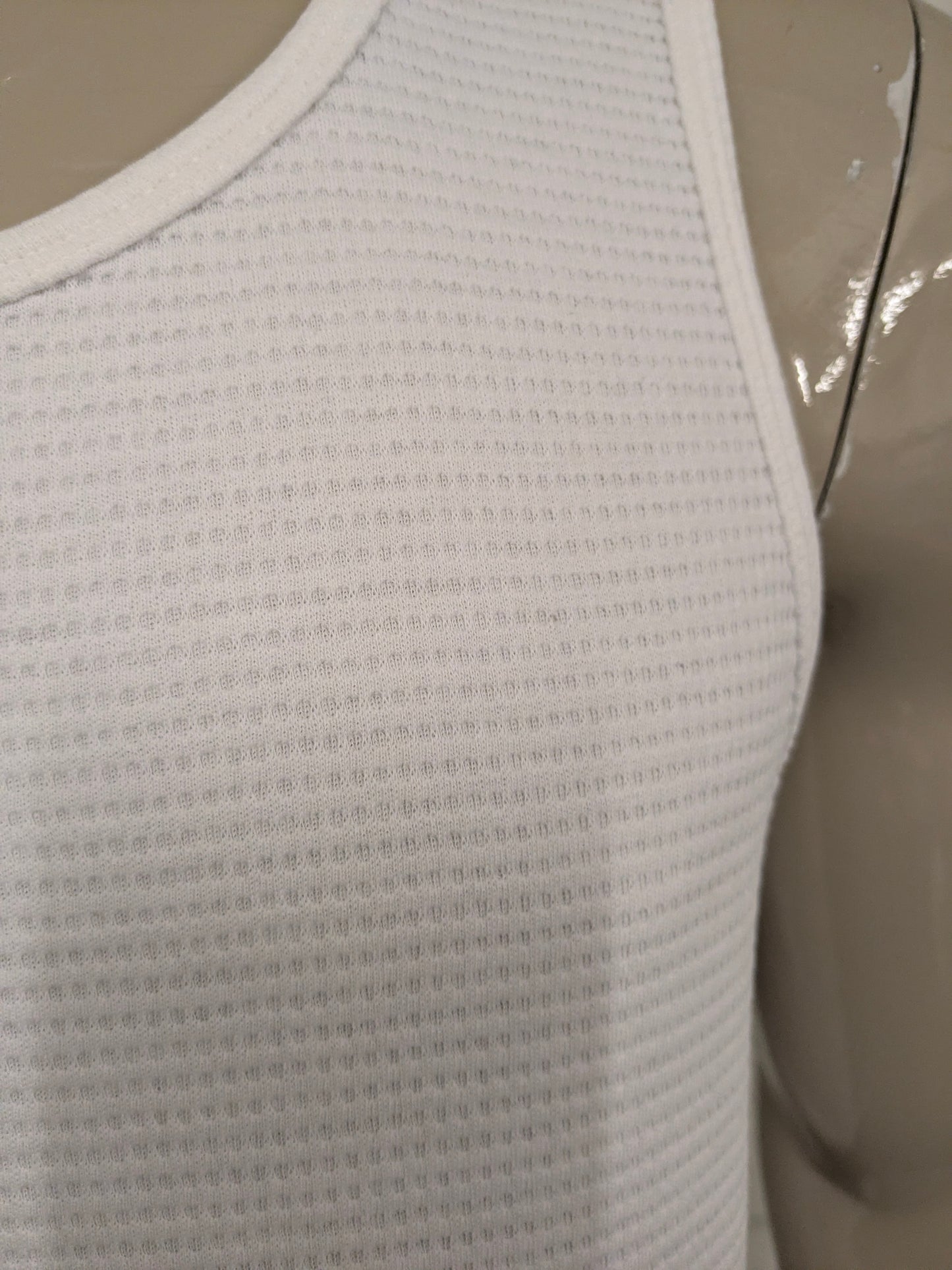 Lost Minds singlet. Wit motief. Maat L.