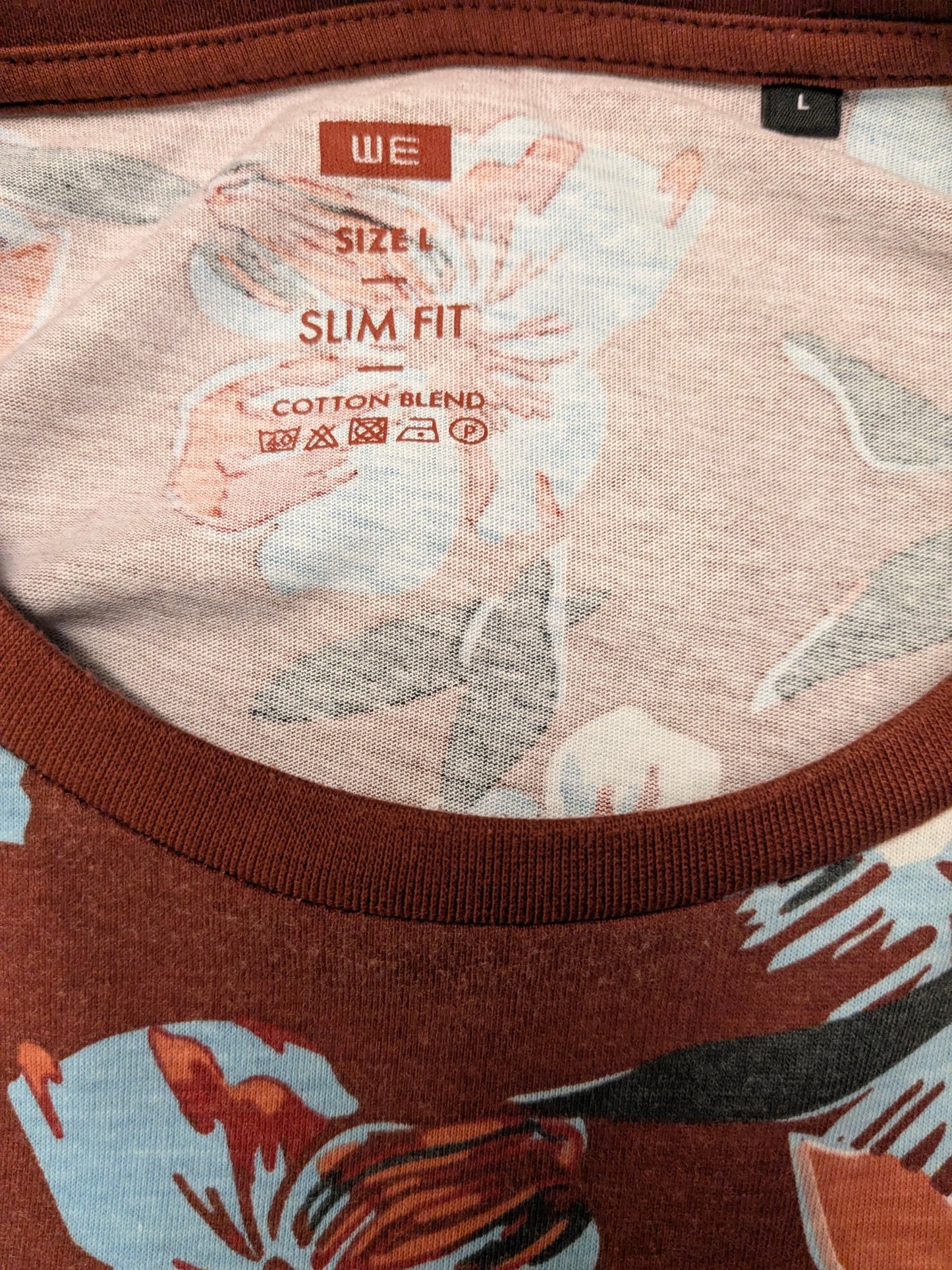 WE shirt. Bruin Blauwe bloemen print. Maat L. slim fit.