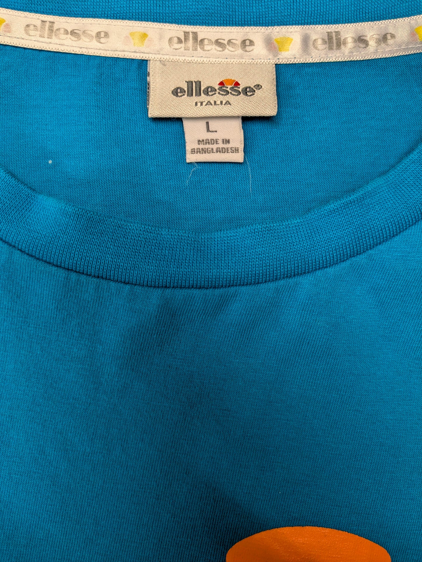 Ellesse shirt. Blauw met opdruk. Maat L.