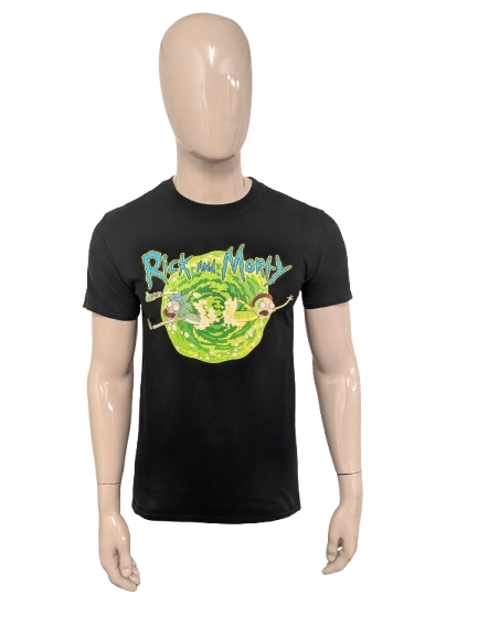 Rick and Morty shirt. Zwart met opdruk. Maat M.