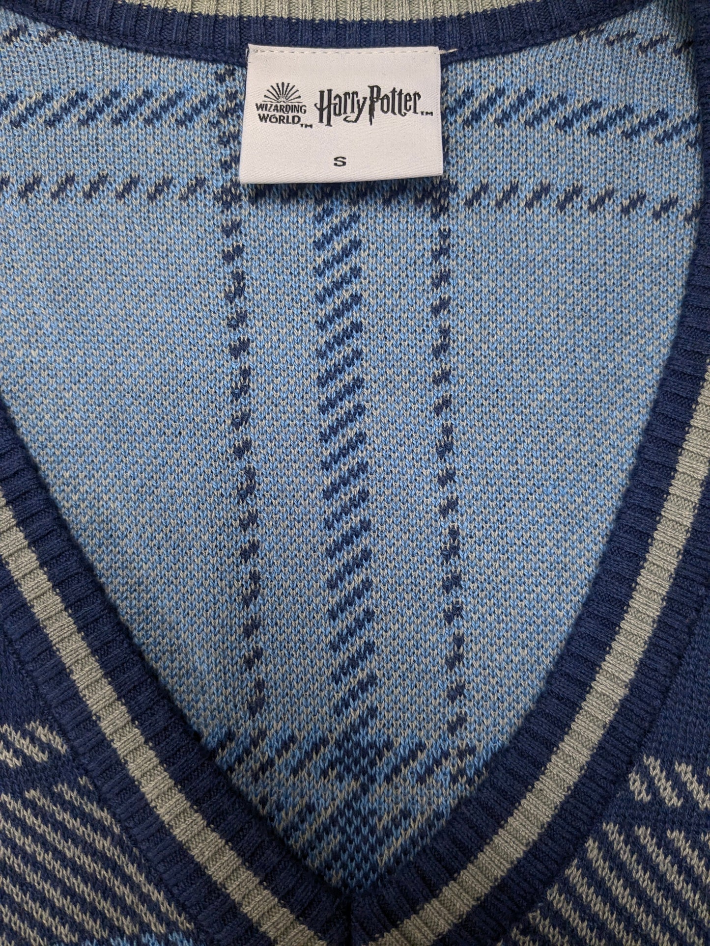 Harry Potter Wizarding Wordl "Ravenclaw" spencer met V-Hals. Blauw Grijs geruit. Maat S.