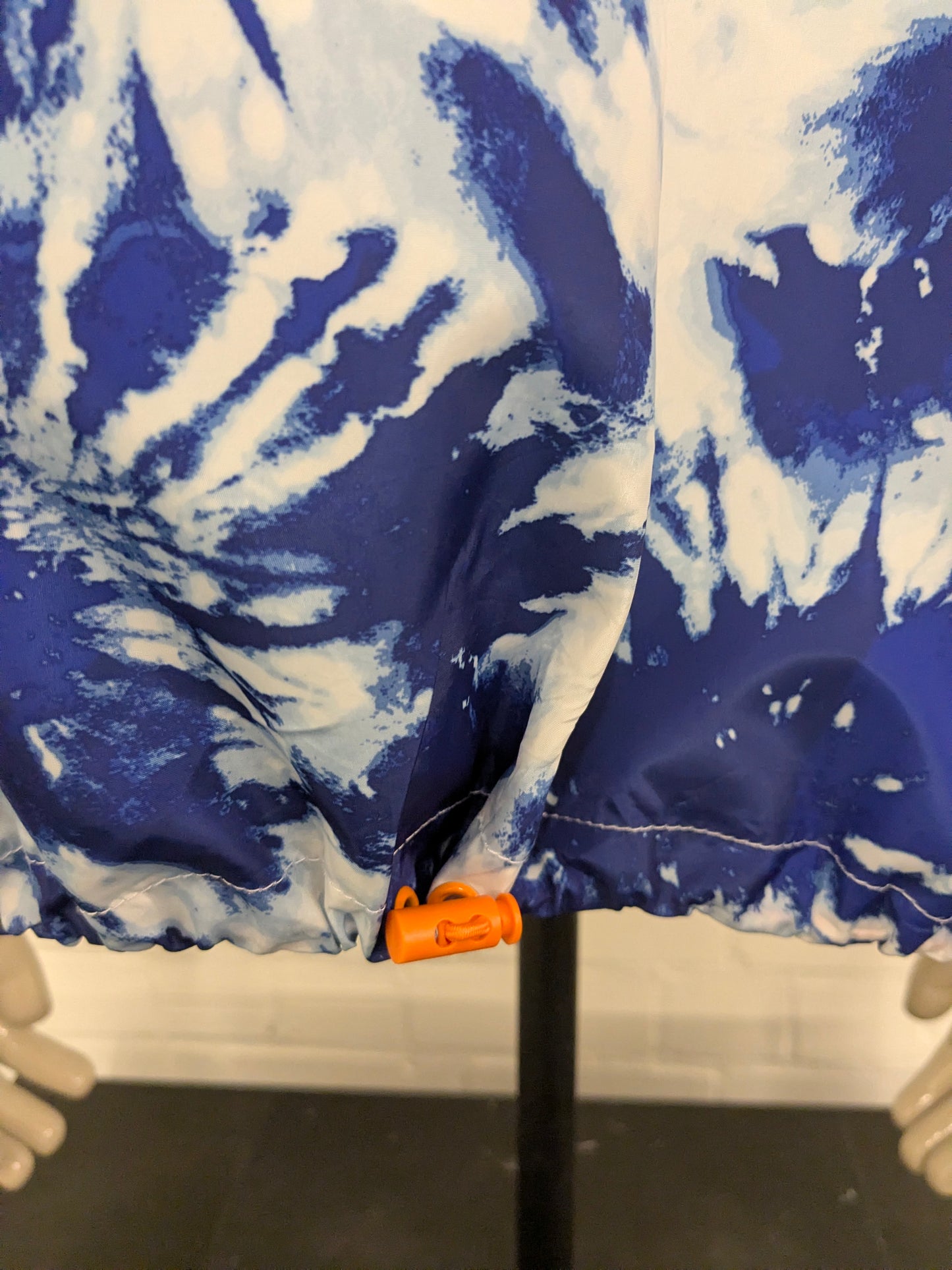 New Look vintage wind jack. Blauw Witte print. Maat 2XL / XXL.