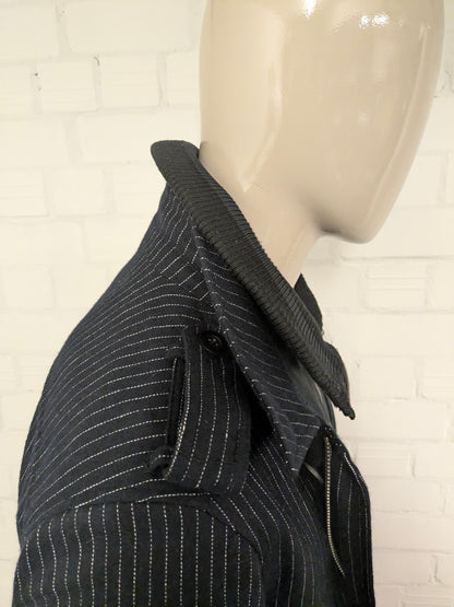 Scotch & Soda tussen jas met dubbele rits. Zwart Wit gestreept. Maat L.