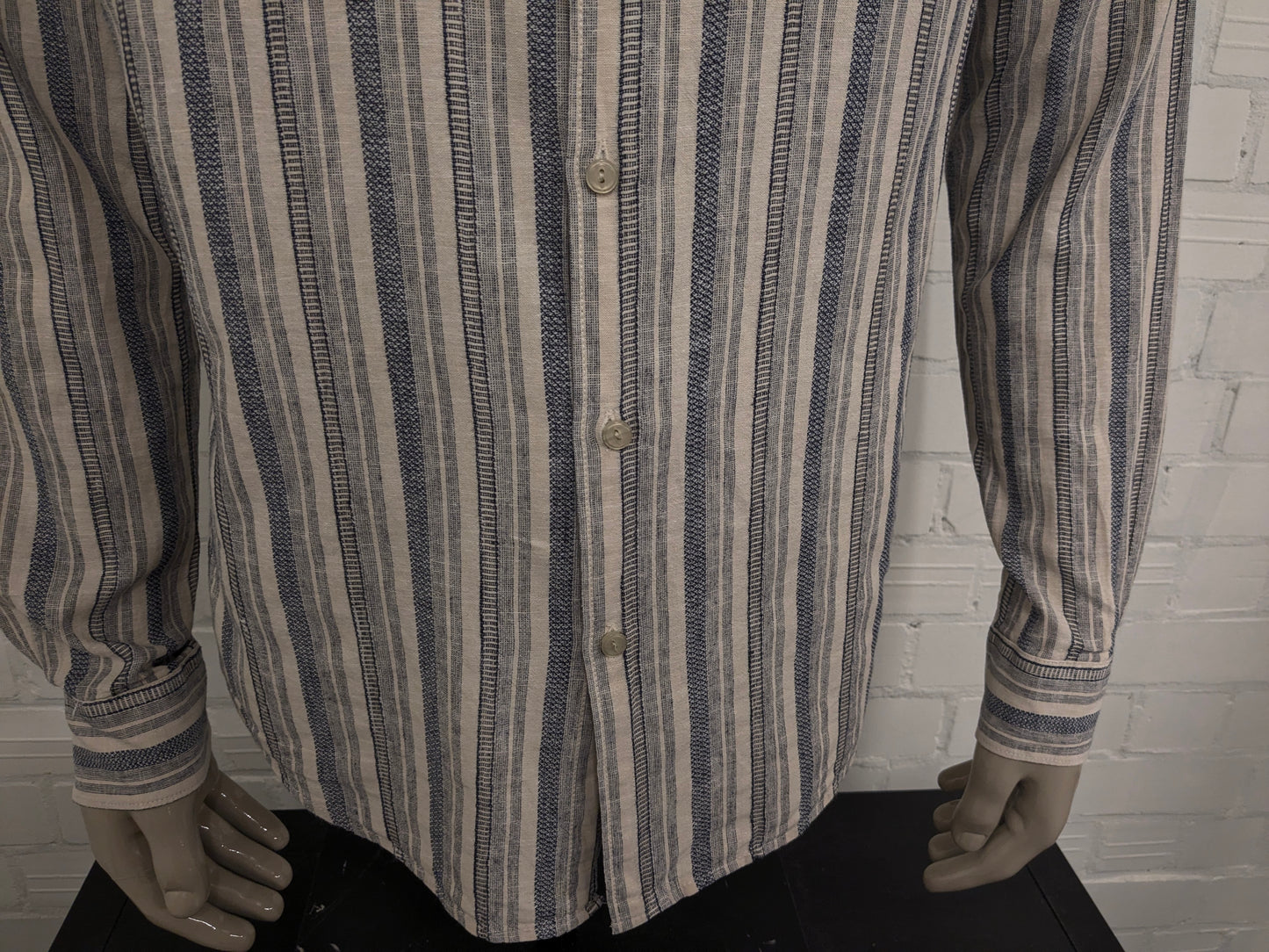 Dstrezzed overhemd. Beige Blauw gestreept. Maat L. regular fit.