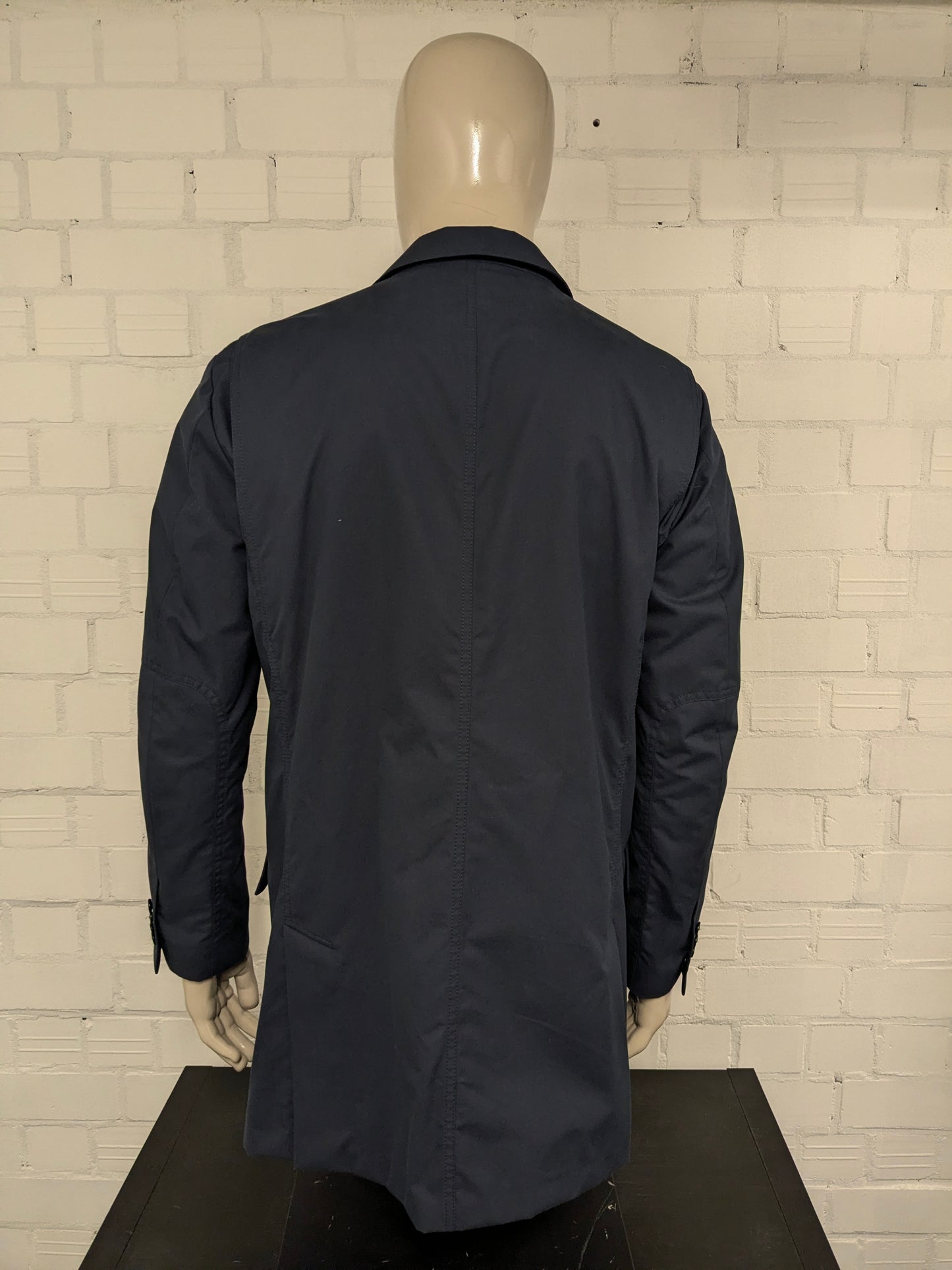 Fay Halflange tussen jas. Donker Blauw gekleurd. Maat XL.