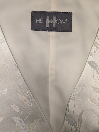 Heiroom gilet. Beige Blauw licht glanzend blad motief. Maat 3XL / XXXL.