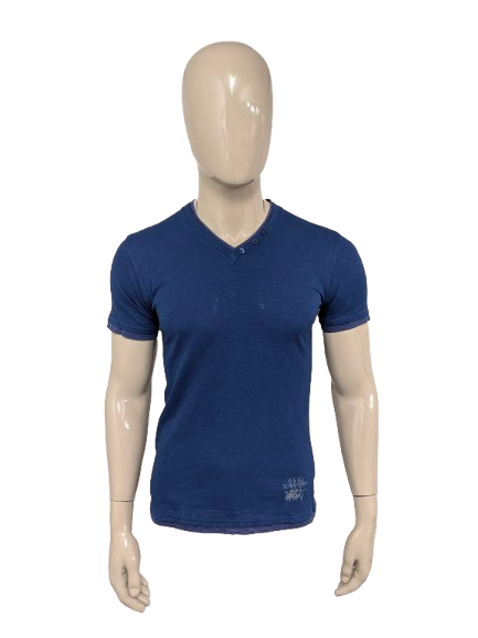 Mexx shirt met V-Hals en decoratieve knoopjes. Donker Blauw gemêleerd. Maat M.