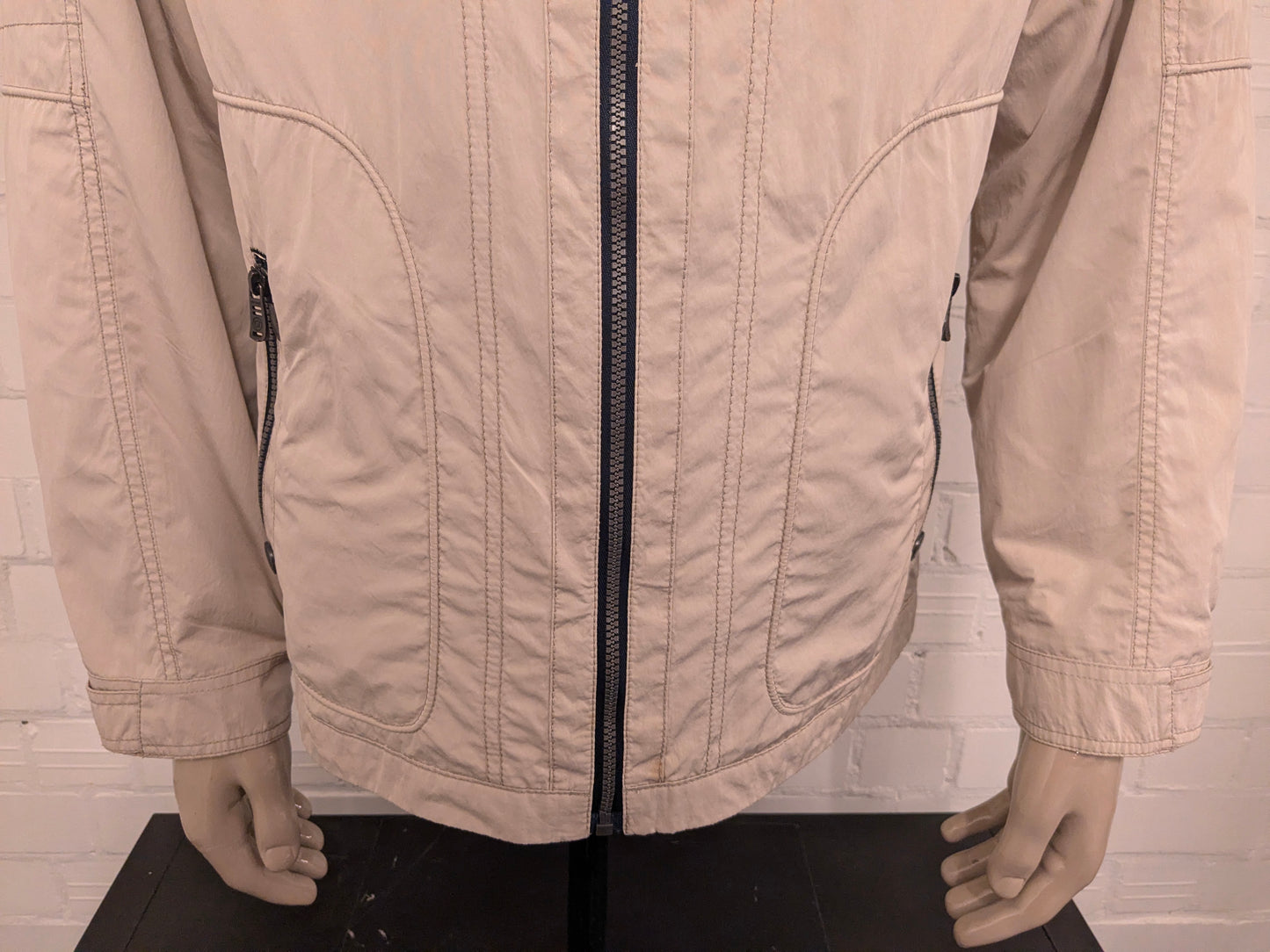 Gate1 / G1 zomer jas. Beige gekleurd. Maat 56 / XL.