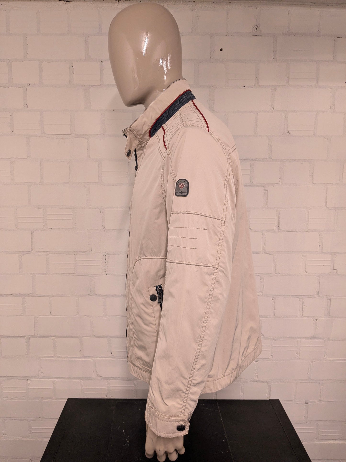 Gate1 / G1 zomer jas. Beige gekleurd. Maat 56 / XL.