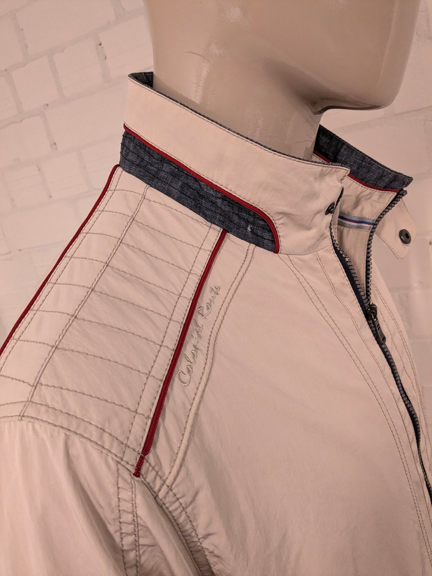 Gate1 / G1 zomer jas. Beige gekleurd. Maat 56 / XL.