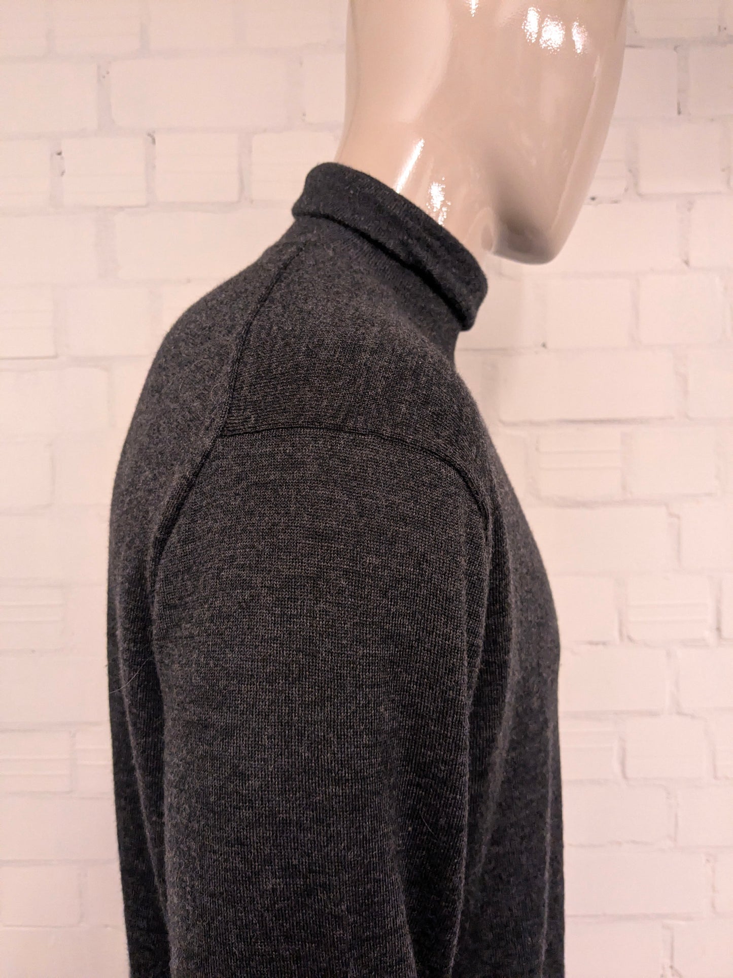 Dolcevita Polo Ralph Lauren in lana merino. Grigio scuro misto. Taglia XL.