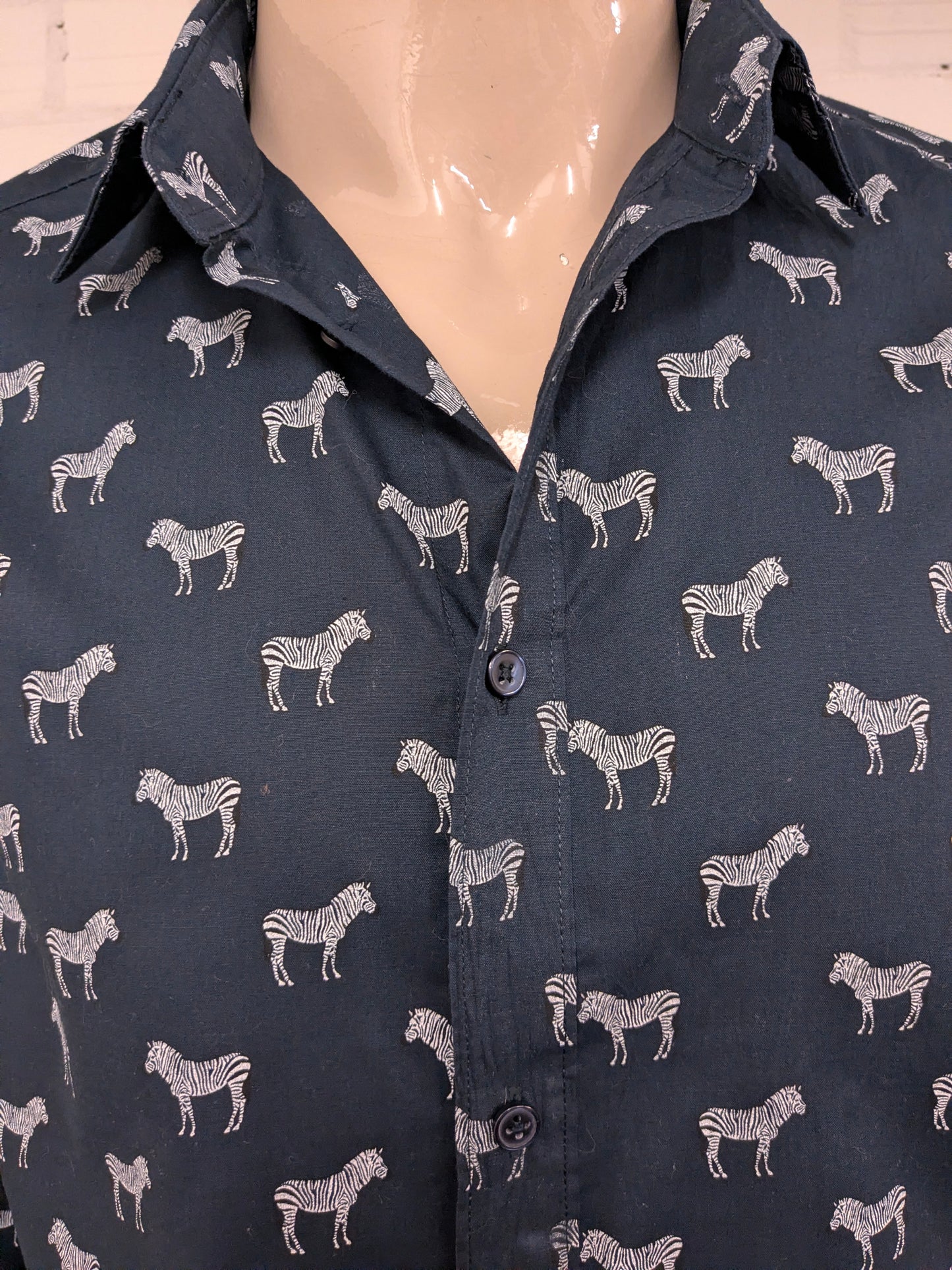 H&M overhemd. Blauw Witte zebra print. Maat L. slim fit.