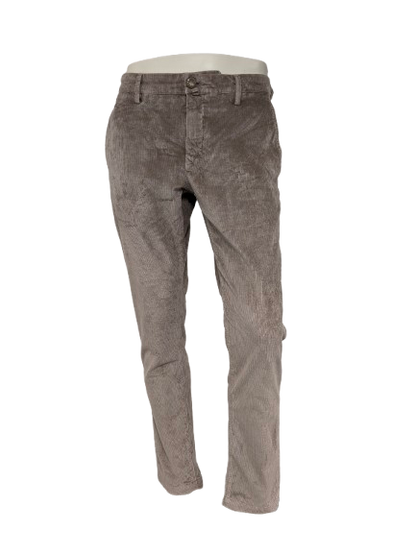 Jacob Cohen ribbroek. Beige gekleurd. Maar W36 - L34. type "Bobby".