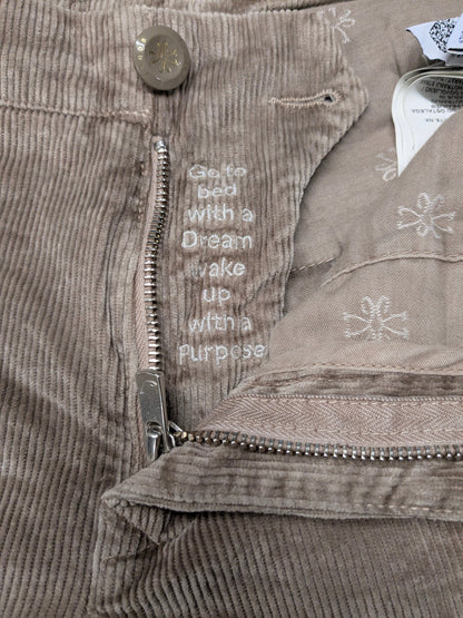 Jacob Cohen ribbroek. Beige gekleurd. Maar W36 - L34. type "Bobby".