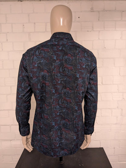 Camisa Marvelis. Estampado azul rojo verde. Talla L. Ajuste moderno.