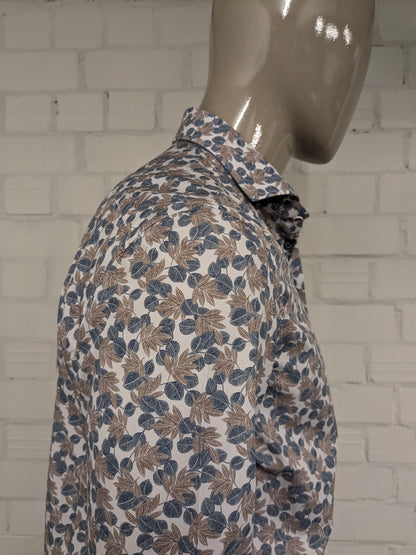 R2 Amsterdam overhemd. Blauw Bruin Wit Bladeren print. Maat L.