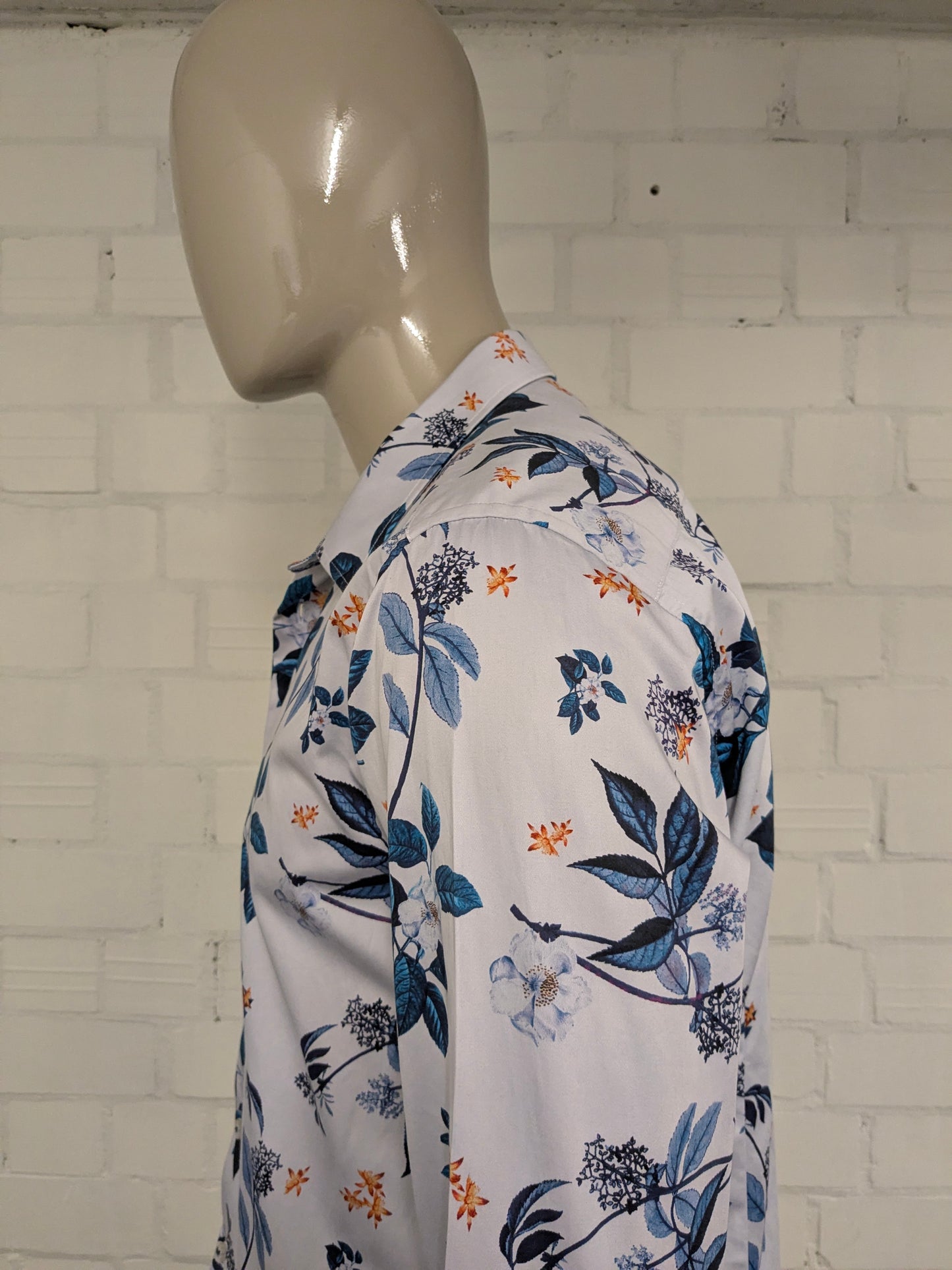 WAM Classic overhemd. Blauw Oranje Witte Bloemen print. Maat XL. tailored fit.