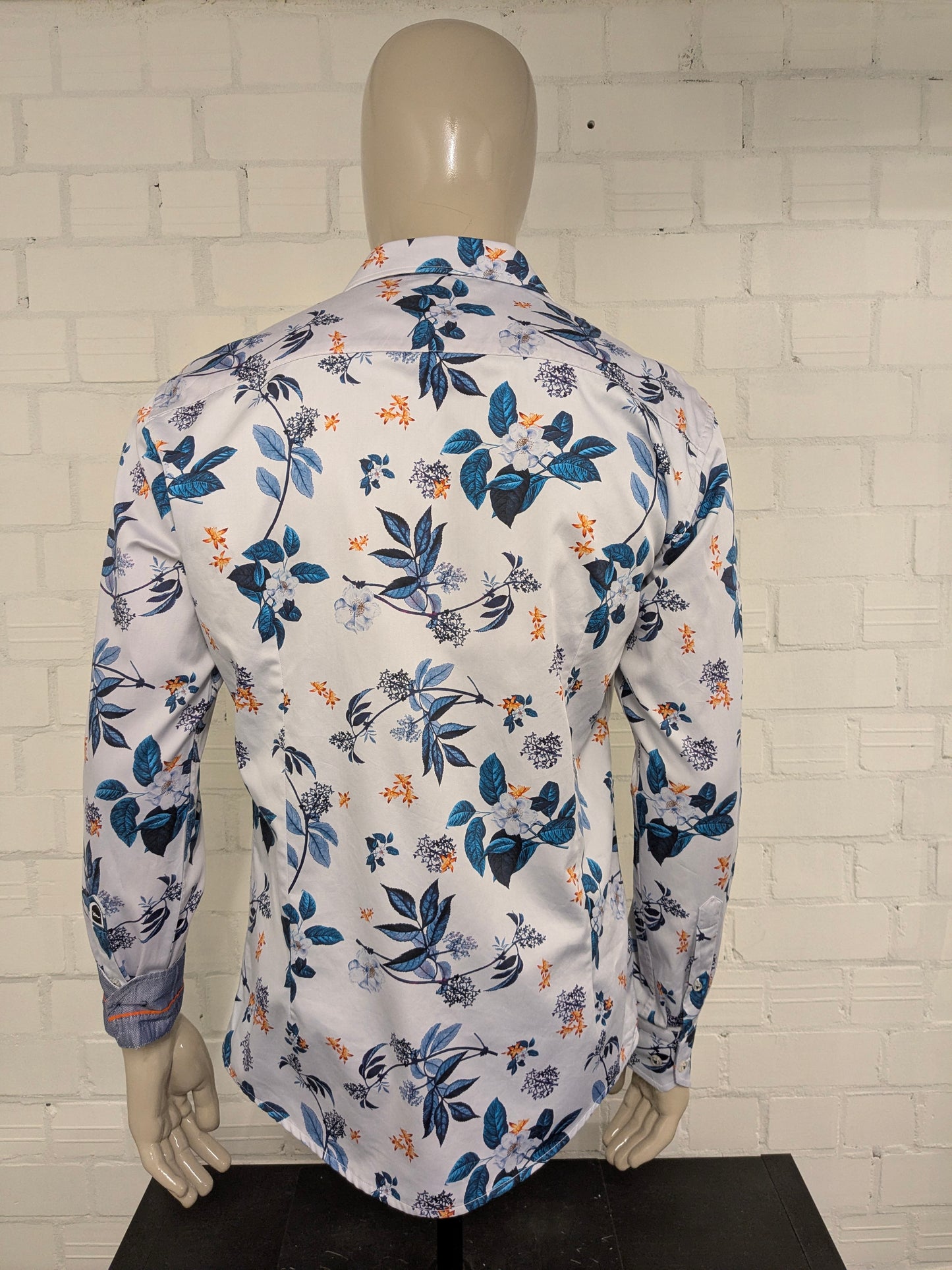 WAM Classic overhemd. Blauw Oranje Witte Bloemen print. Maat XL. tailored fit.