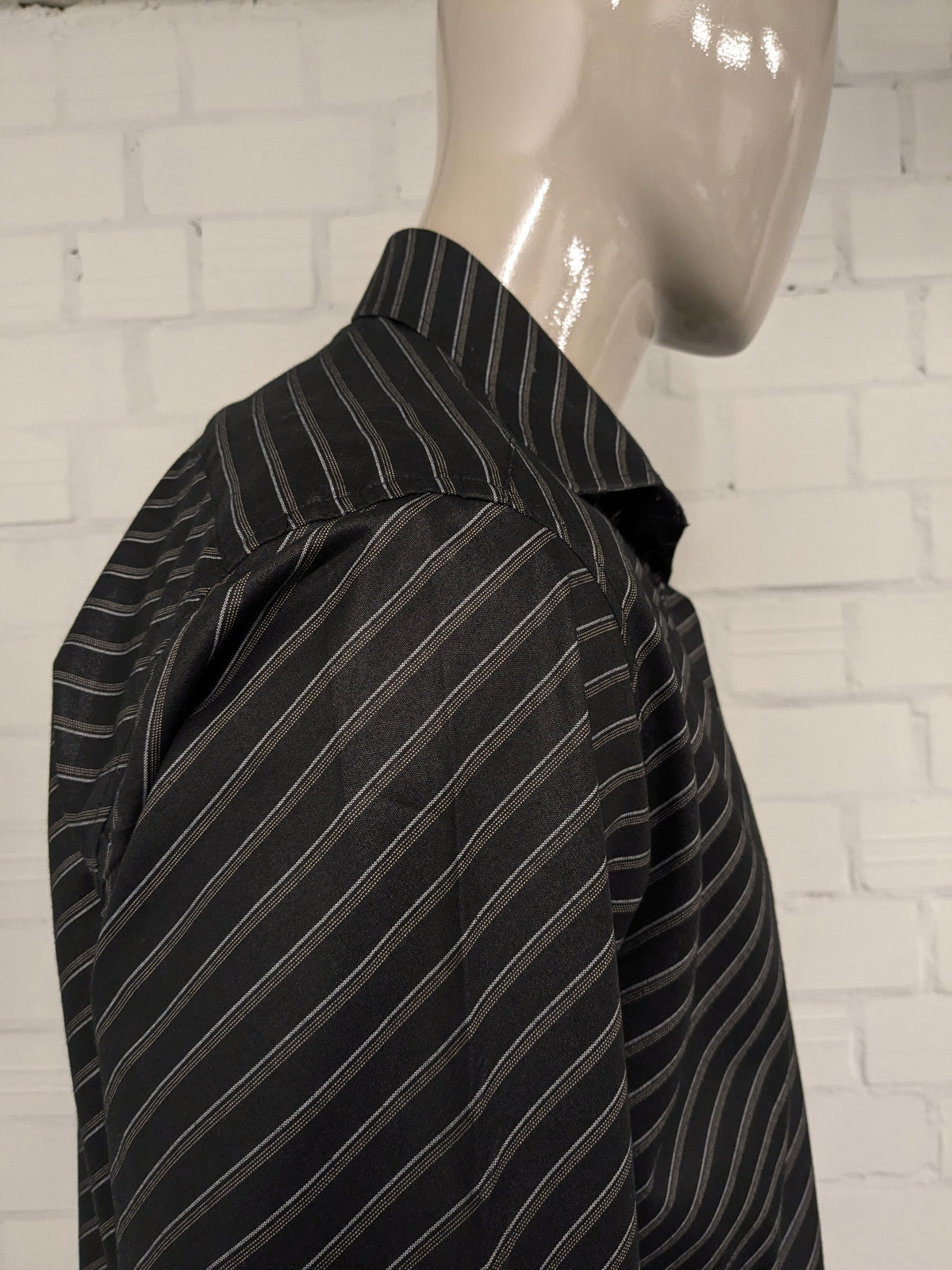 Vintage Mira Hemd – schwarz/grau/beige gestreift – Größe L