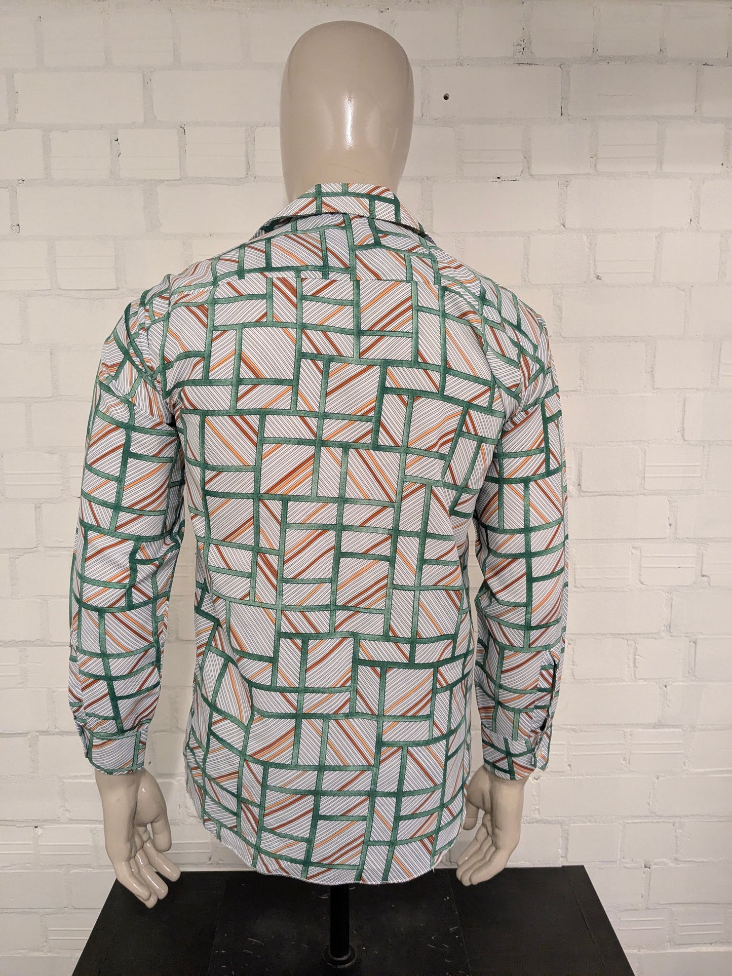 Vintage 70's overhemd met puntkraag. Groen Oranje Bruine print. Maat L.