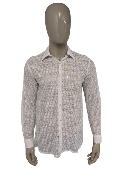 Prachtig vintage 70's kanten overhemd met puntkraag. Wit kant met bloemetjes motief. Maat M.