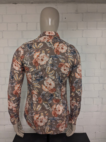 Camisa Tintoria Mattel. Estampado floral marrón rojo azul. Talla M.