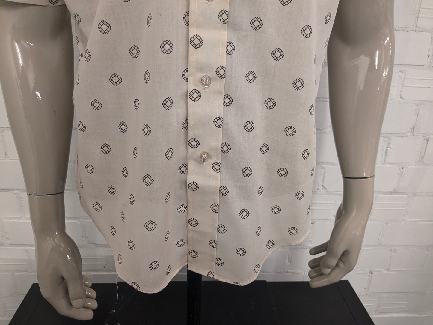 Vintage 70's Permanent Press overhemd met puntkraag en korte mouw. Beige Bruine print. Maat XL.