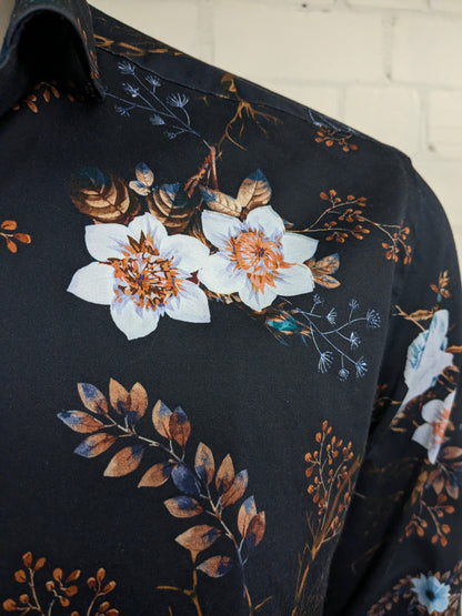 WAM Classic overhemd met korte kraag. Bruin Wit Blauwe Bloemen print. Maat XL.