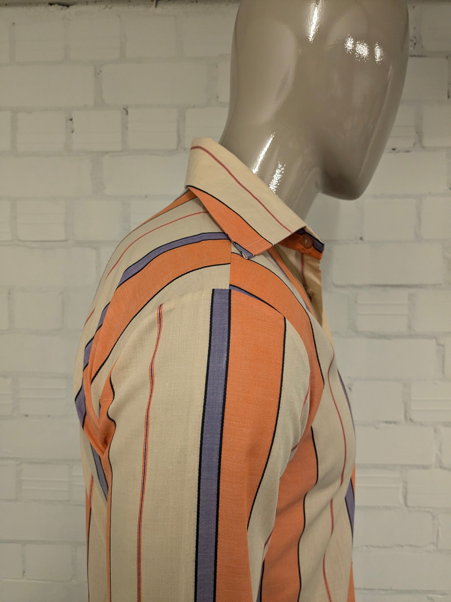 Vintage 70's Scala overhemd met puntkraag. Oranje Beige Paars Roze gestreept. Maat M.