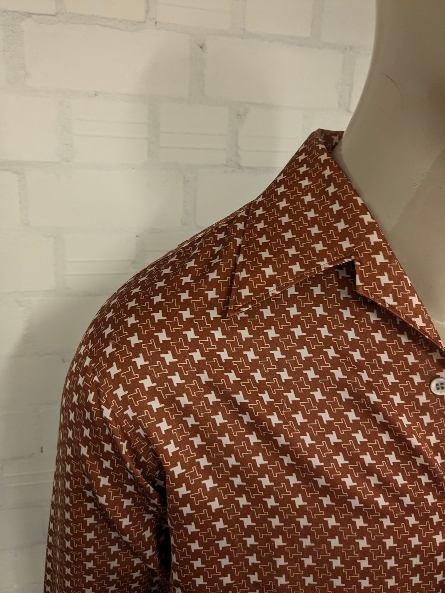 Vintage 70's Hardlion overhemd met puntkraag. Beige Bruine print. Maat M.