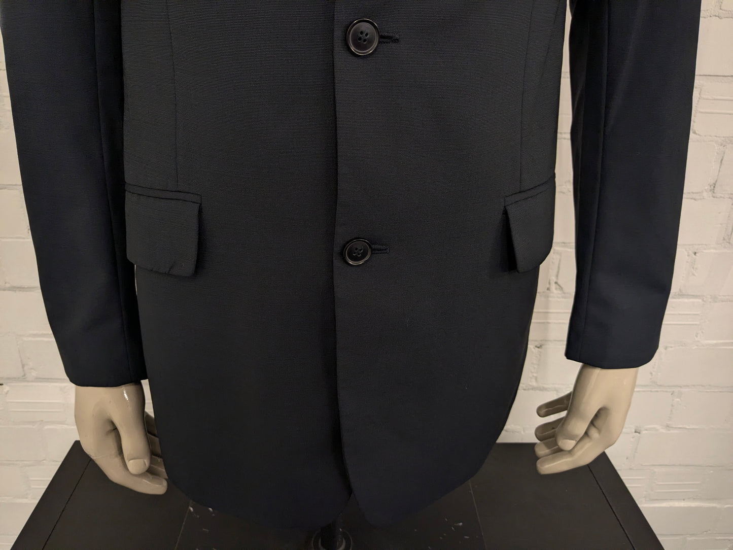 Vintage Stones Wolljacke. Dunkelgrau gefärbt. Größe 98 (50/M). langes Modell.