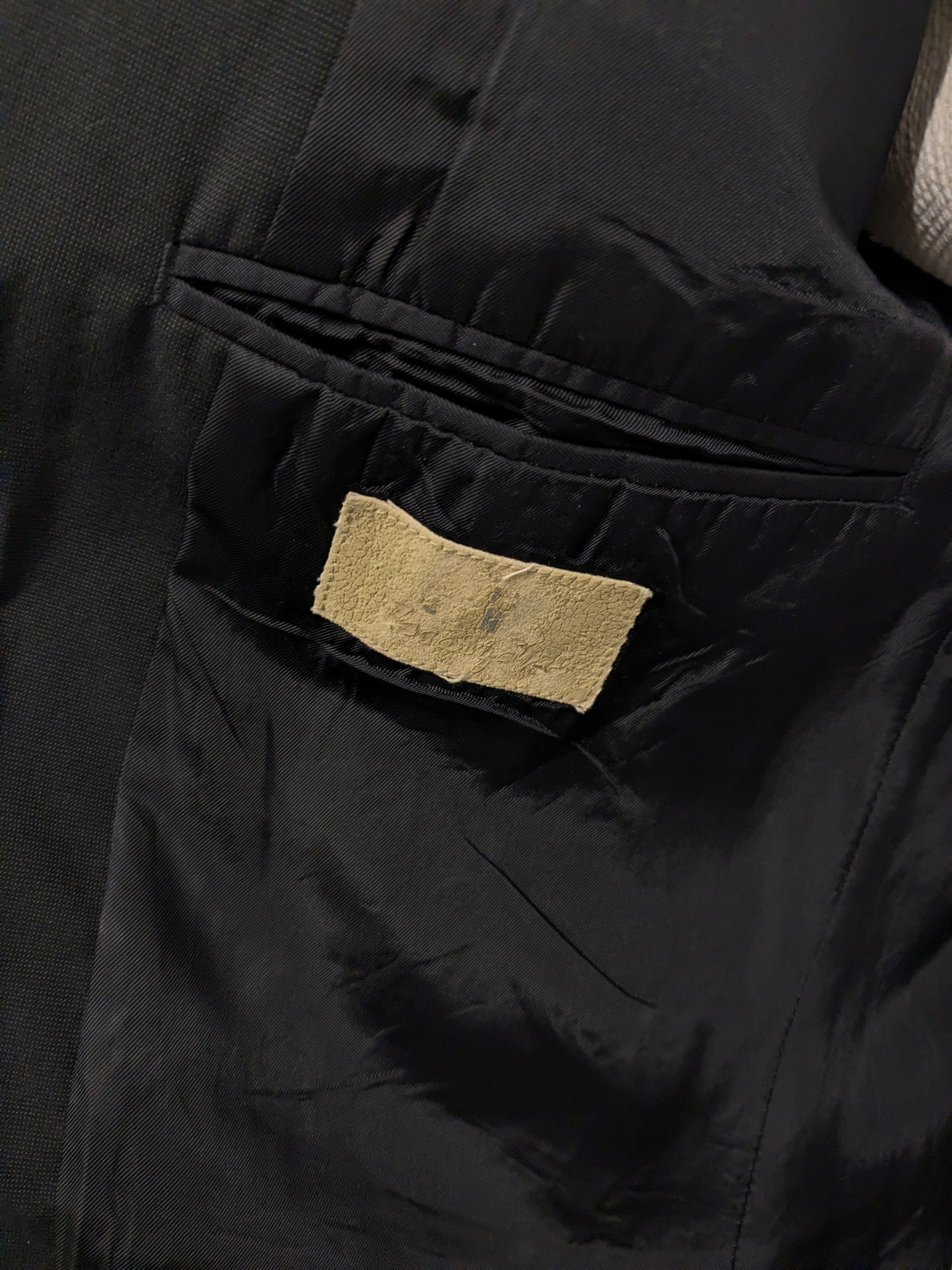 Vintage Stones Wolljacke. Dunkelgrau gefärbt. Größe 98 (50/M). langes Modell.