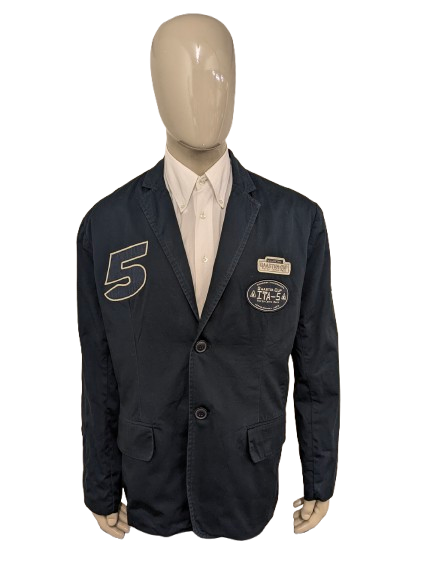 Gaastra Casual colbert. Donker Blauw gekleurd met applicaties. Maat XL.